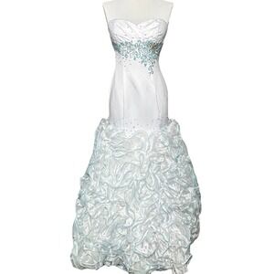 Mac Duggal Sz 6 White Silk Blue Beaded  Ruffle Princess Gown Formal Prom Dress